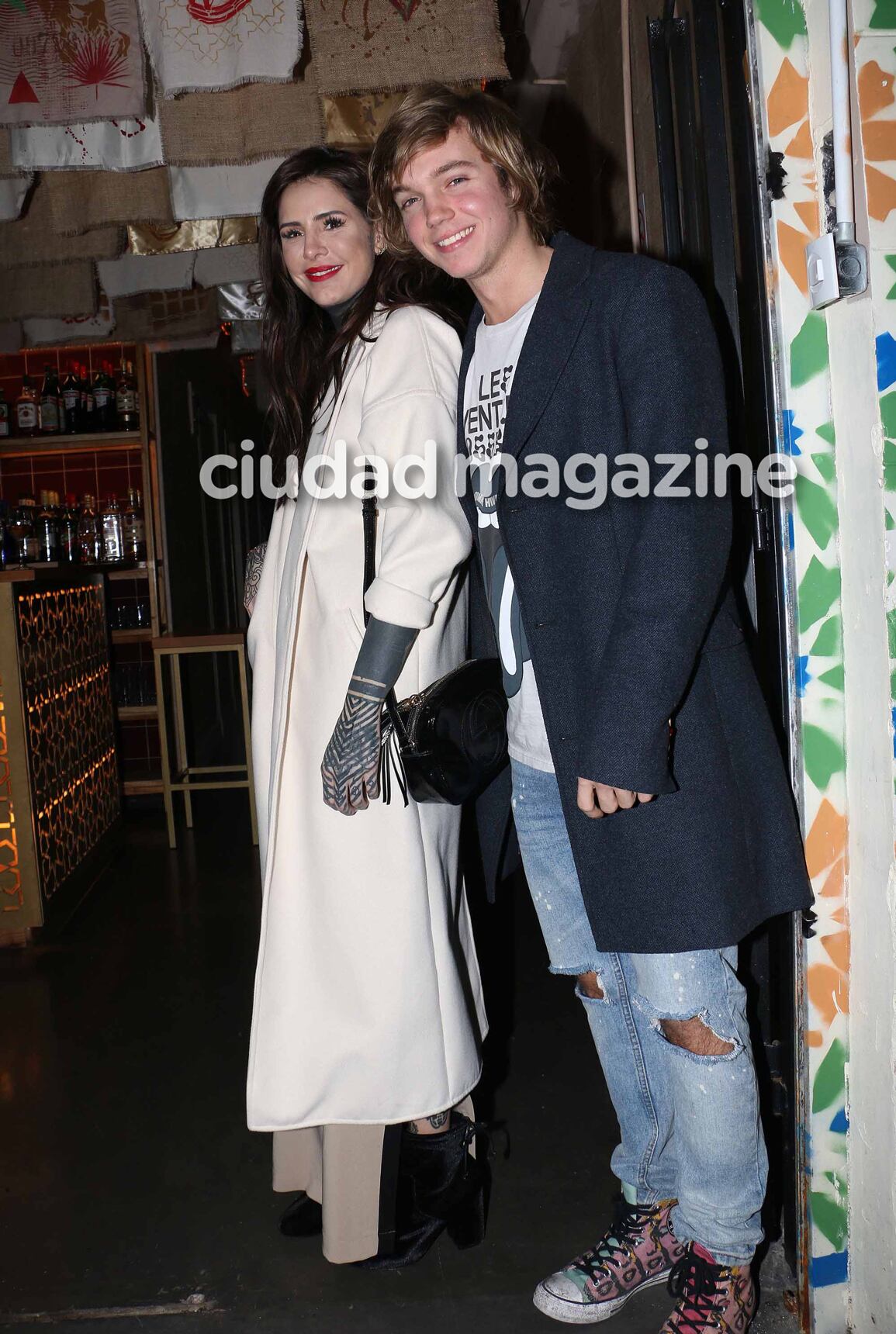 Cande Tinelli presentó su perfume junto a Franco, familia y amigos (Fotos: Movilpress).