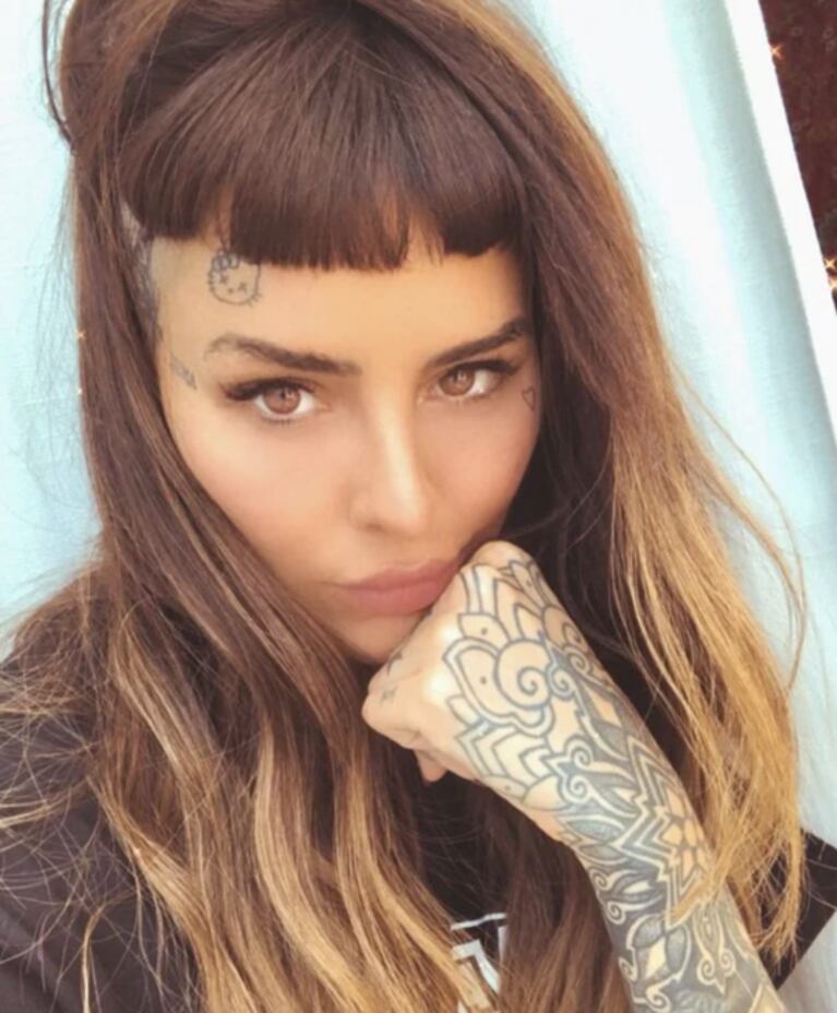 Cande Tinelli tuvo que cambiar su look porque se le había quemado el cabello: "No tuve opción"