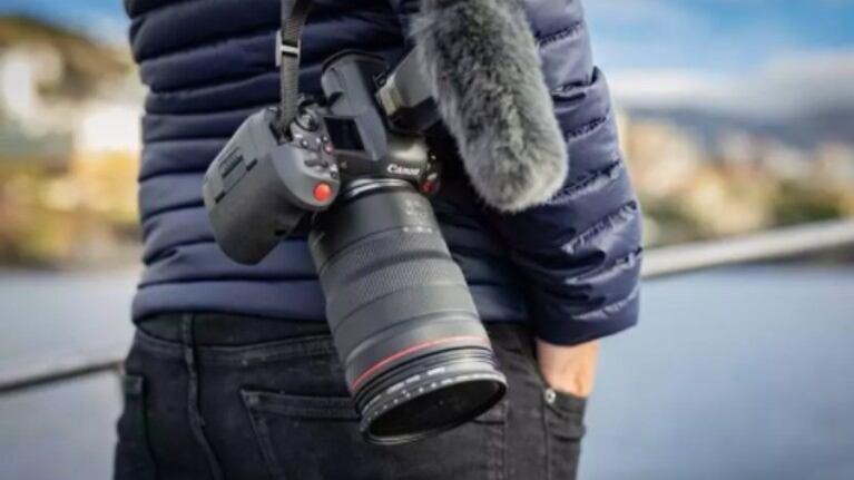 Canon lleva el 8K a su nueva cámara de cine híbrida EOS R5 C