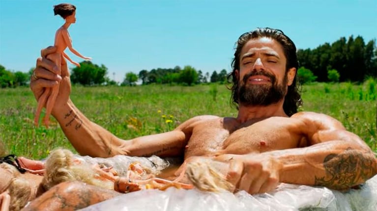 Captura de pantalla de YouTube, videoclip de Flor Vigna