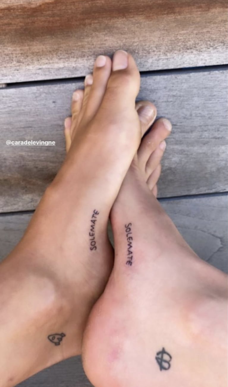 Cara Delevingne se hizo el mismo tatuaje con Kaia Gerber y despertó rumores de romance: "Gemelas"