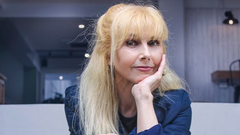 Carla Lis Conti estrena Dios salve a la reina en el Teatro Border