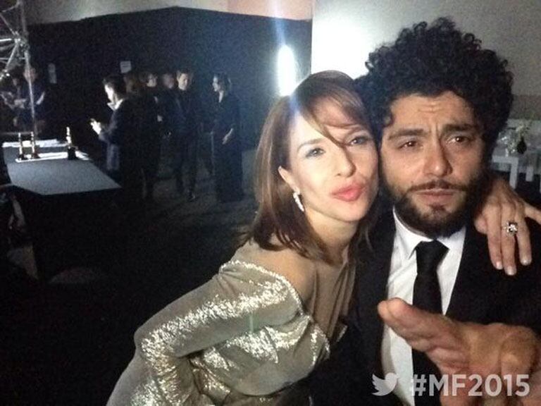 Carla Peterson y Ajaka celebraron el premio de Guapas (Fotos: @eltreceoficial).  