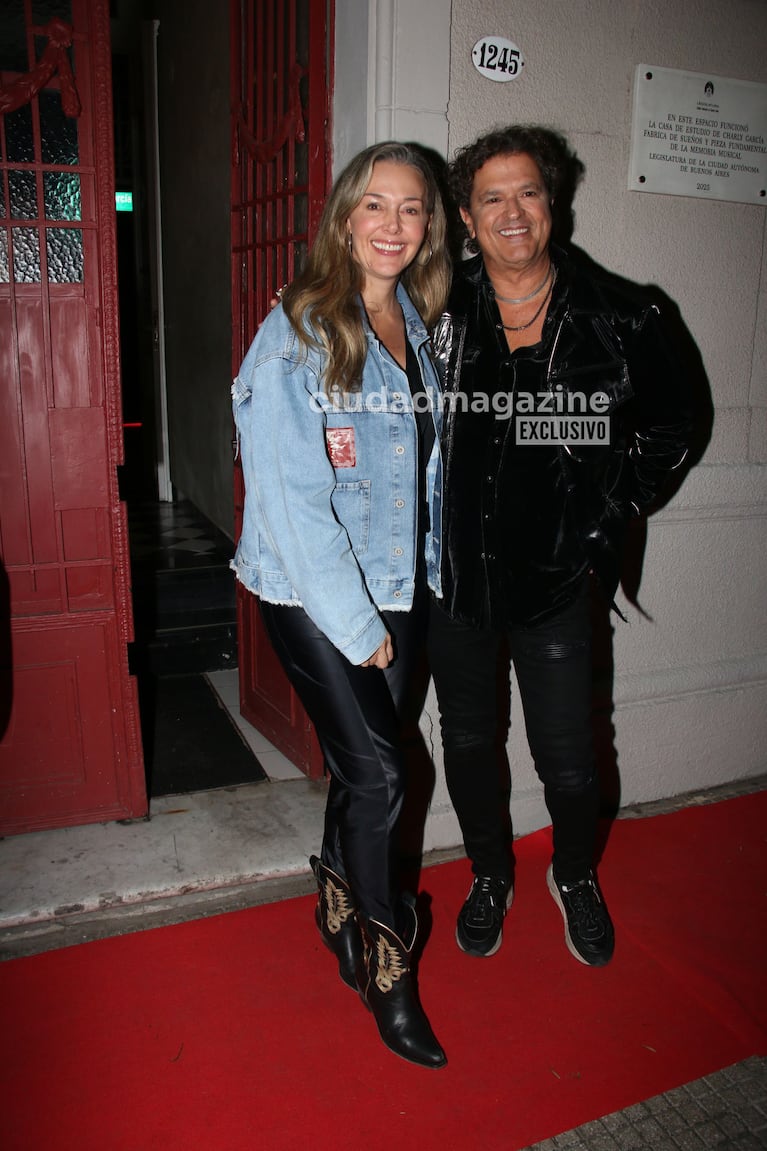 Carlos Vives en el cumpleaños de Charly García (Foto: Movilpress).