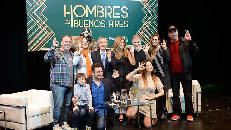 Carna, Julieta Magaña, Flavia Palmiero, Claudio Morgado, Belén Francese, Esteban Farfán, Topa y Adriana festejaron junto a Balá.