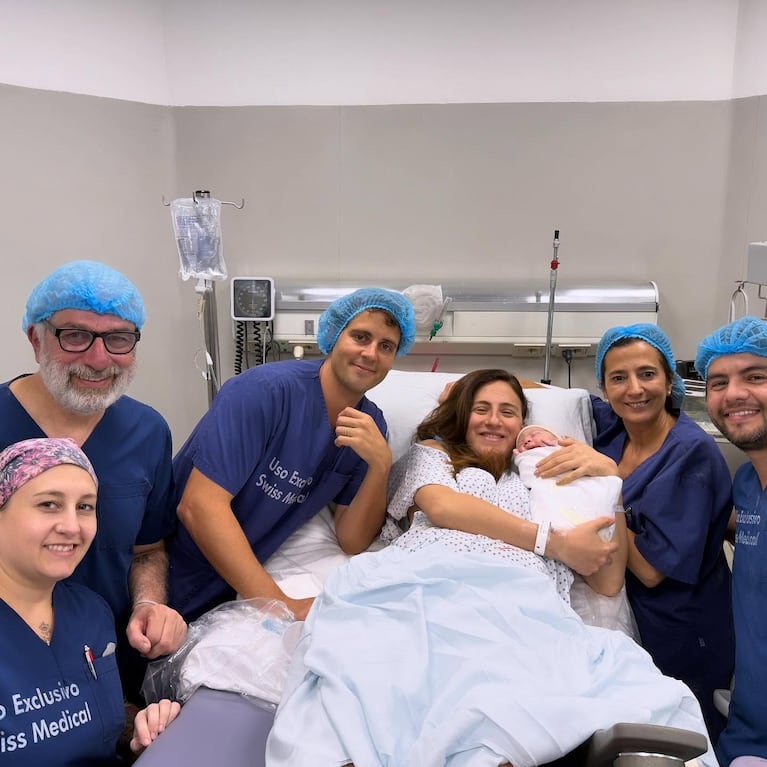 Carolina Amoroso presentó a su primer hijo: “Vicente está en nuestros brazos” | Créditos: Instagram @amorosocaro