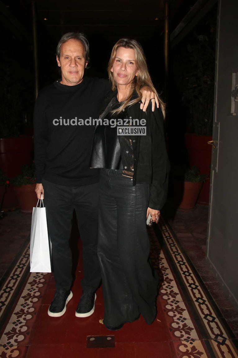 Carolina Giménez, hermana de Susana Giménez, y su pareja (Foto: Movilpress)