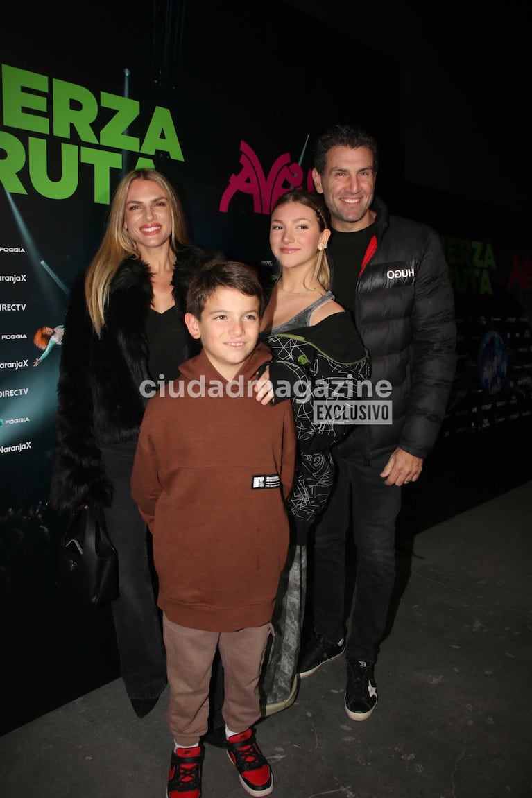 Carolina Oltra y familia (Foto: Movilpress)