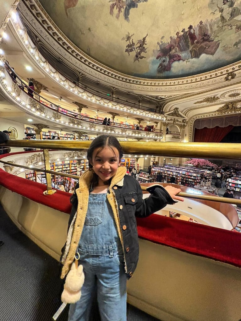Cata Rendón, la nena de José C. Paz que debutó como actriz en “En el barro”. Crédito: Instagram/@catarendon03