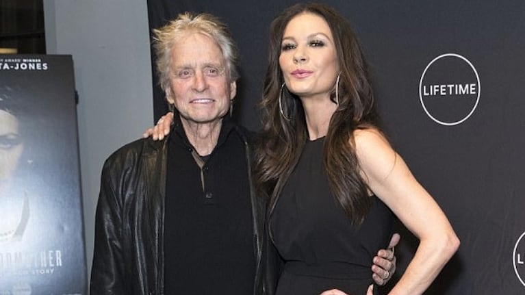 Catherine Zeta-Jones bancó a su esposo ante denuncias de presunto acoso sexual