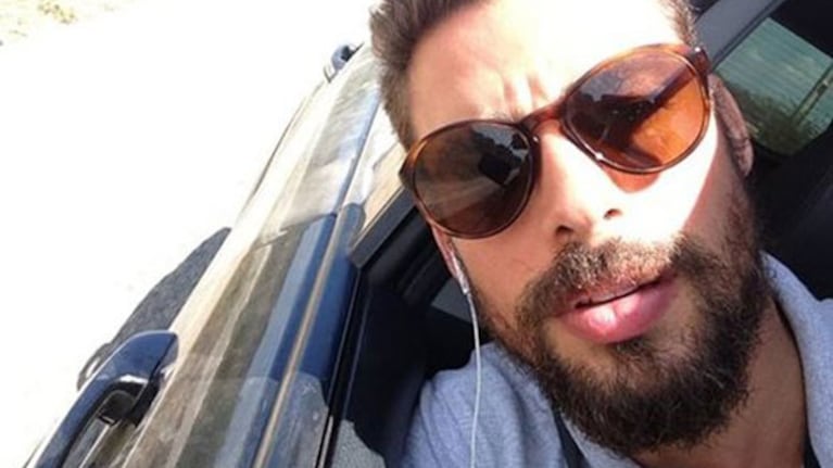 Cauã Reymond y su nuevo look.
