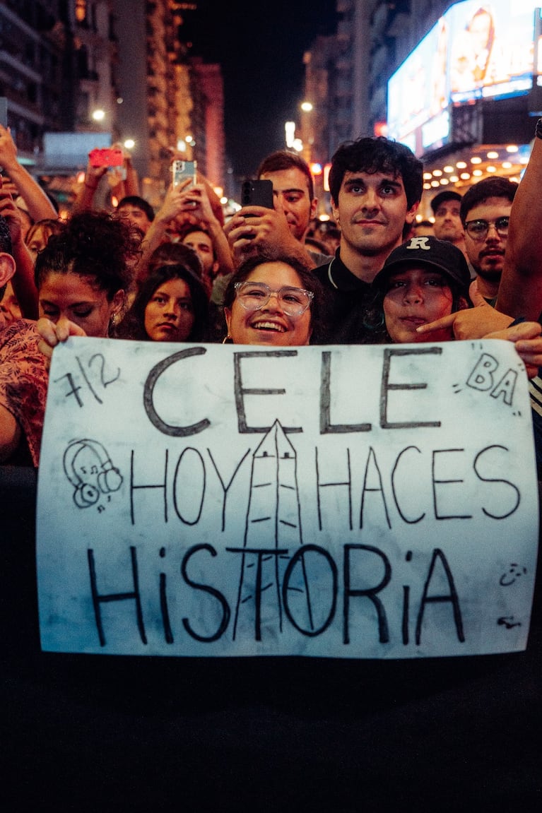 Cele Arrabal en el Obelisco