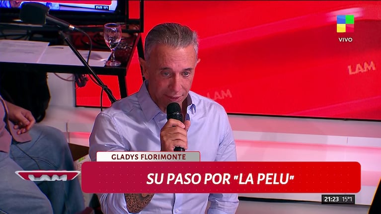 César Carozza sobre Eva Anderson.