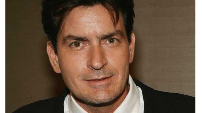 Charlie Sheen borracho en Nueva York