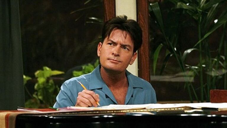 ¿Charlie Sheen quiere volver a Two and Half Men? (Foto: web)