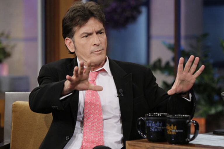 Charlie Sheen simuló un accidente para no ir a un programa de TV. (Foto: Web)