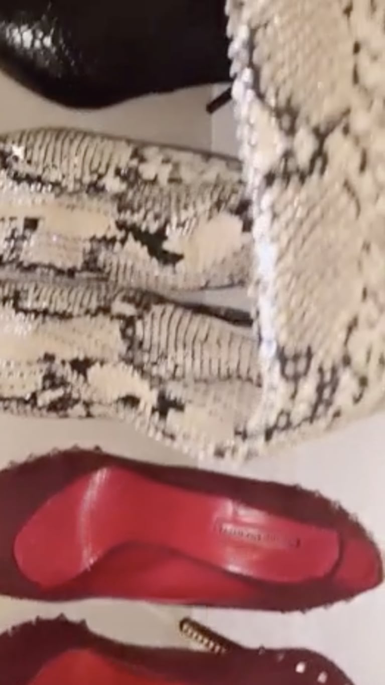 Charlotte Caniggia mostró parte de su increíble colección de zapatos