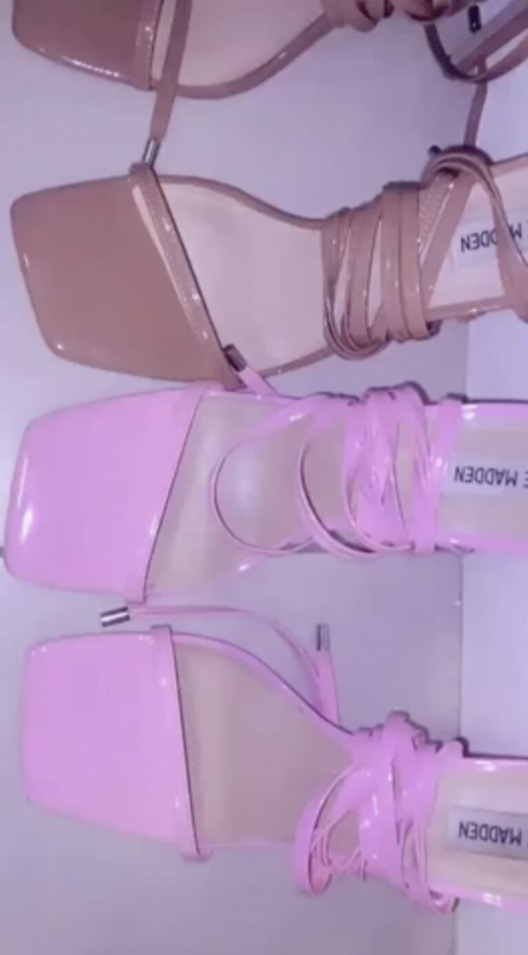 Charlotte Caniggia mostró parte de su increíble colección de zapatos