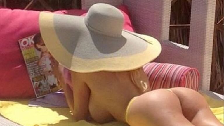 Charlotte Caniggia tomando sol (Foto: Instagram)