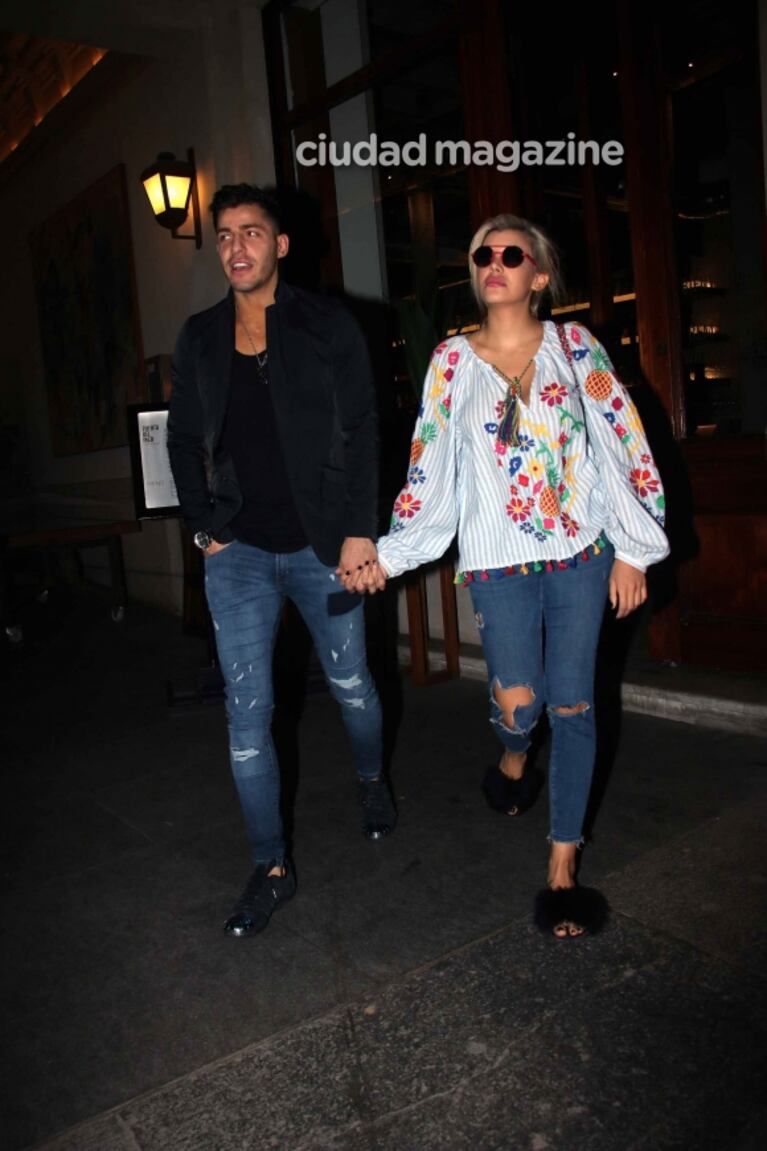 Charlotte Caniggia y Lhoan se mostraron juntos tras las polémicas versiones de violencia de género