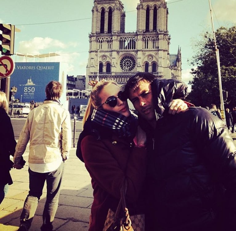 Chechu Bonelli y Darío Cvitanich sellaron su amor en París. (Foto: Instagram)