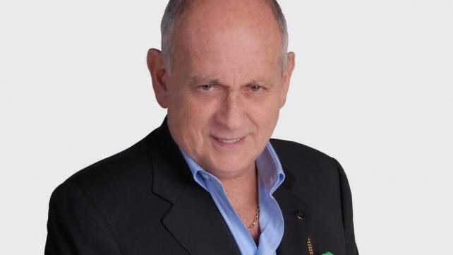"Chiche" Gelblung no le quiere pagar a "Palito" Ortega