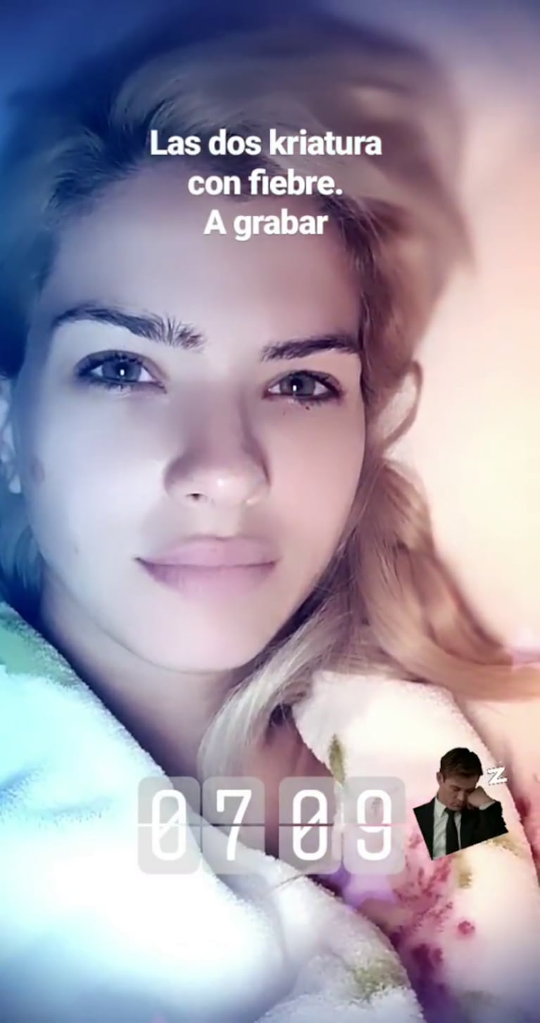 China Suárez compartió un primer plano de su cara ¡a las 7 de la mañana!: "Las dos nenas con fiebre"