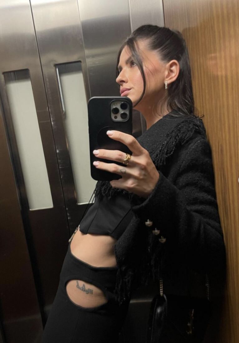 China Suárez lució un look sensual y original para salir con sus amigos durante la visita de Benjamín Vicuña: "Vibras madrileñas"