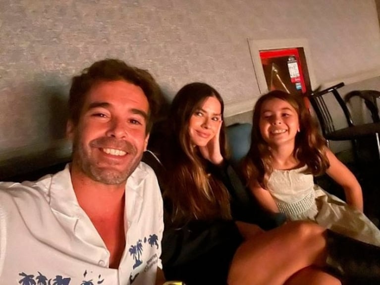 China Suárez sorprendió a Nicolás Cabré con un mensaje junto a Rufina: "Desde acá te deseamos lo mejor"