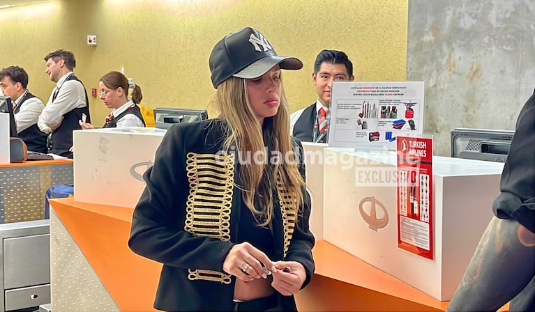 China Suárez y Mauro Icardi en Ezeiza (Foto: Movilpress)