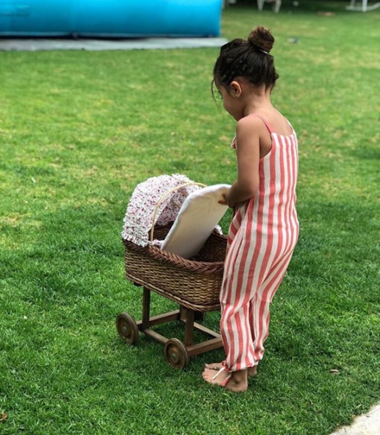 China Suárez y sus tiernas fotos en familia con Benjamín Vicuña: "Te amo, te amo, te amo"