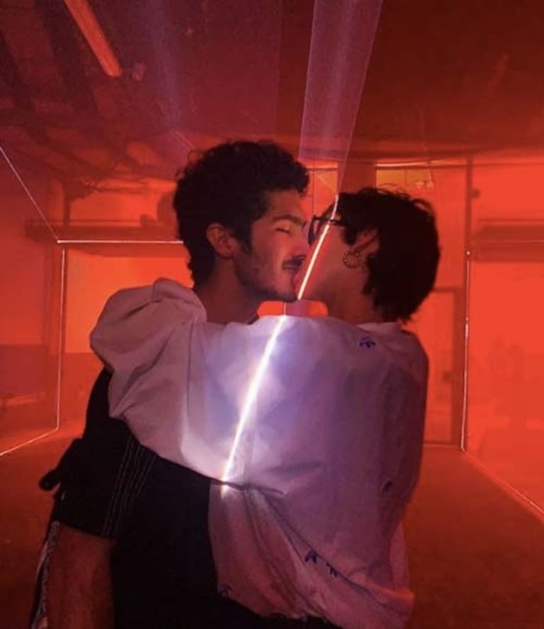 Chino Darín y Úrsula Corberó, pasión ¡y glamour! en un festival: "El amor en el Primavera"