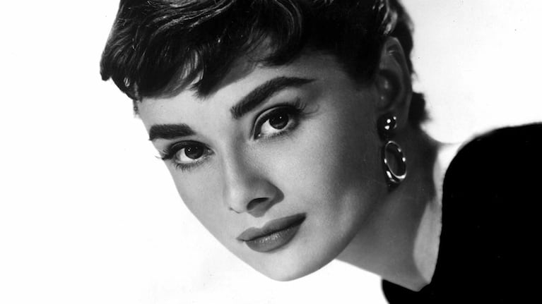 Cinco piezas básicas que definen el estilo de Audrey Hepburn