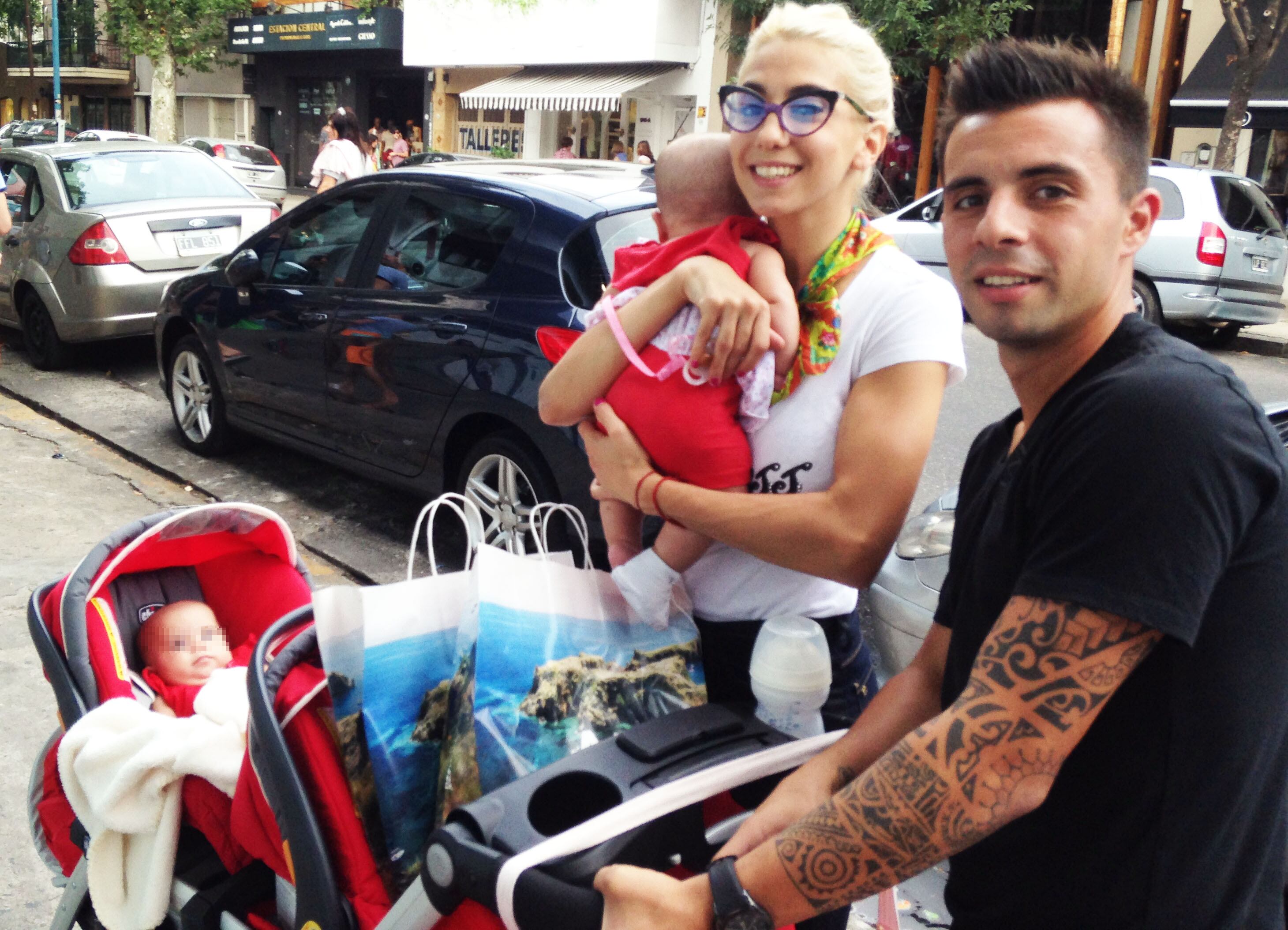 Cinthia Fernández, de paseo por Palermo. (Foto: Ciudad.com)