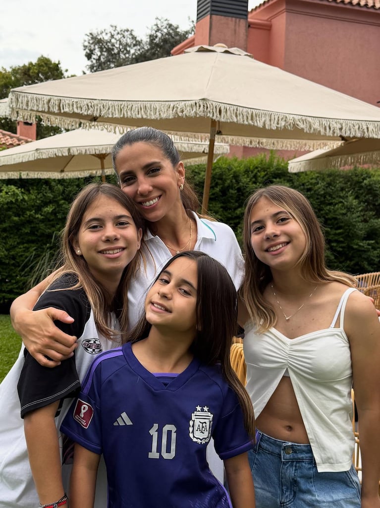 Cinthia Fernández festejó sus 38 años con un lujoso regalo de su novio Roberto Castillo. CRÉDITO: INSTAGRAM