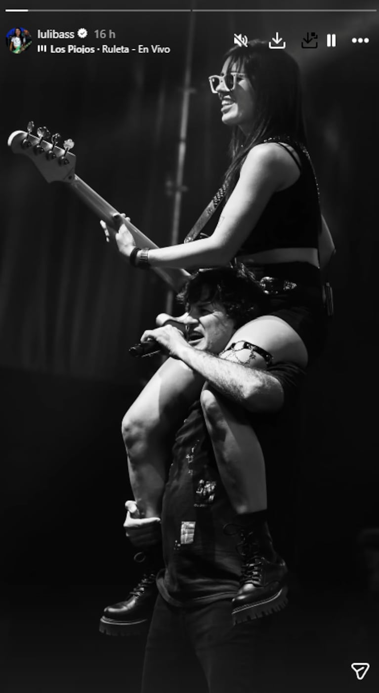 Ciro y Luli Bass mostraron su amor en el recital de Ciro y los Persas: la foto | Créditos: Instagram @lulibass