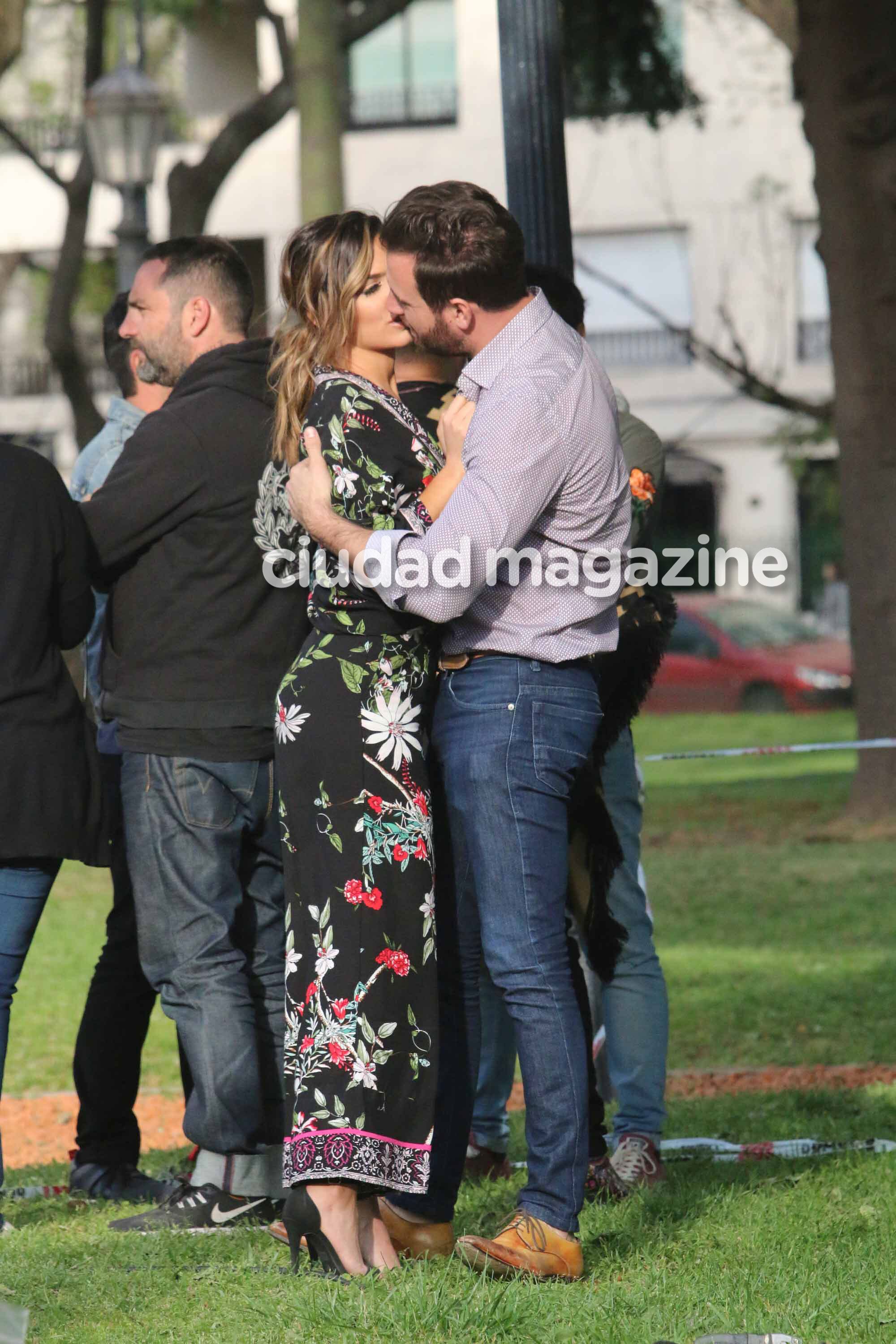 Ciudad encontró a Rocío Robles junto a su novio en Palermo (Fotos: Movilpress).
