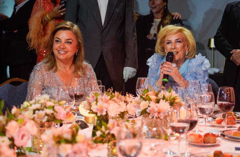 Claudia Álvarez Argüelles y Mirtha Legrand