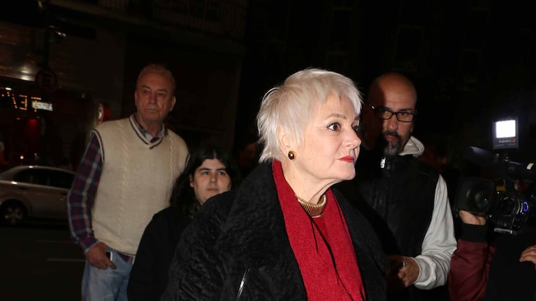 Claudia Lapacó también le rindió homenaje a Alejandro Romay (Fotos: Movilpress).