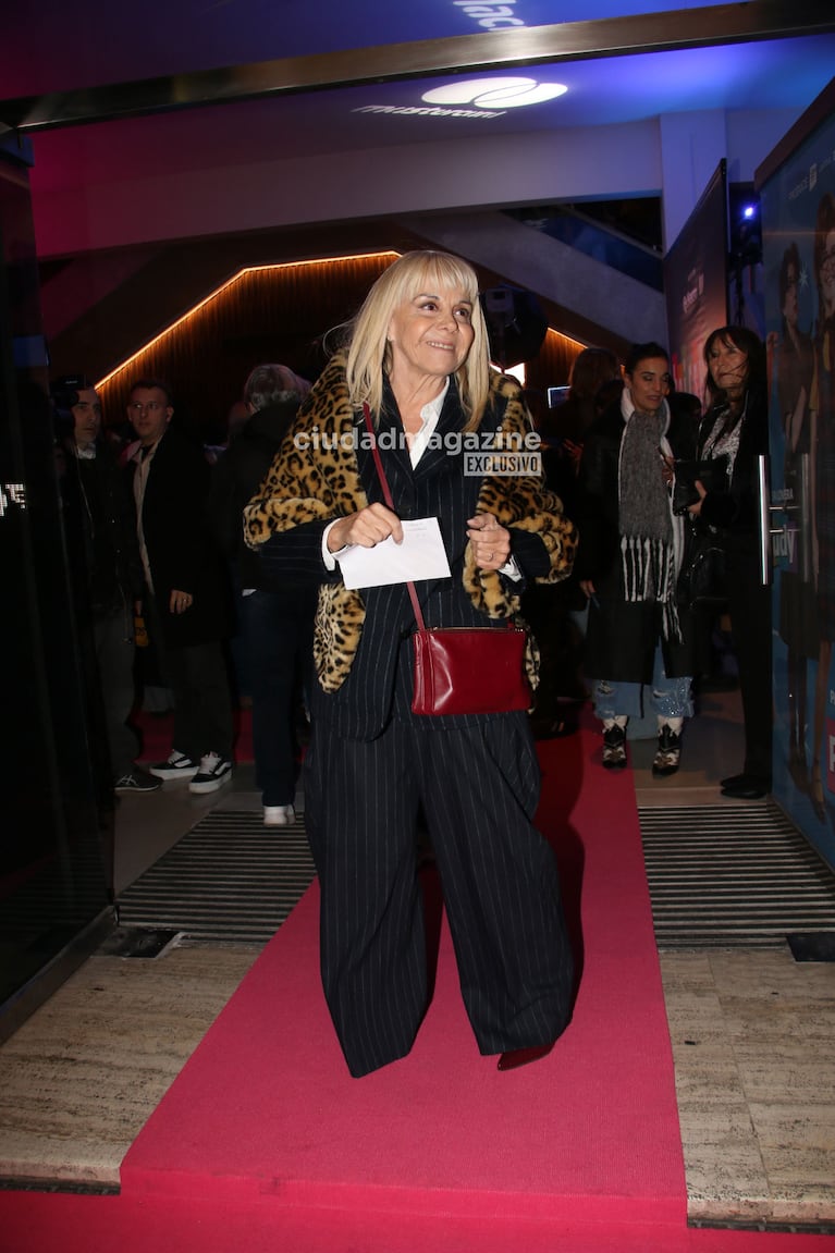 Claudia Villafañe fue a ver el musical Hairspray (Foto: Movilpress).