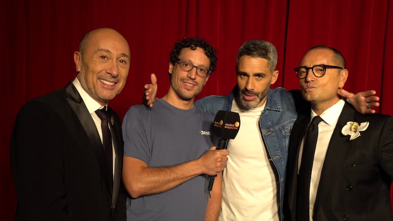 Claudio Cosano, Pollo Álvarez y Fabián Medina Florez con Ciudad. (Foto: Ciudad)
