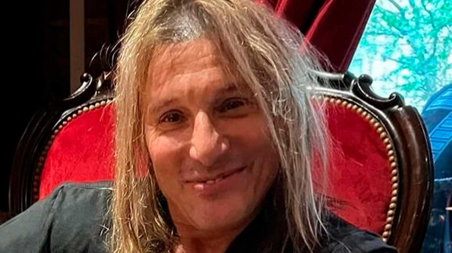 La primera foto de Claudio Paul Caniggia con su nieta Venezia, la hija de Alex Caniggia y Melody Luz | Ciudad Magazine