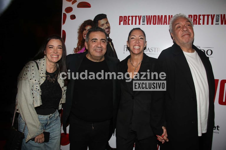 Coco Sily, Diego Pérez y parejas (Foto: Movilpress)