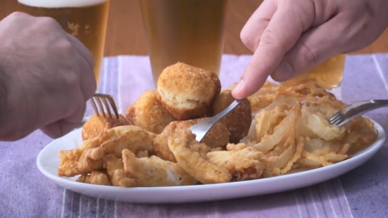 Cómo es la receta de sólo siete pasos para hacer la mejor picada de mar. Foto: Cucinare.TV