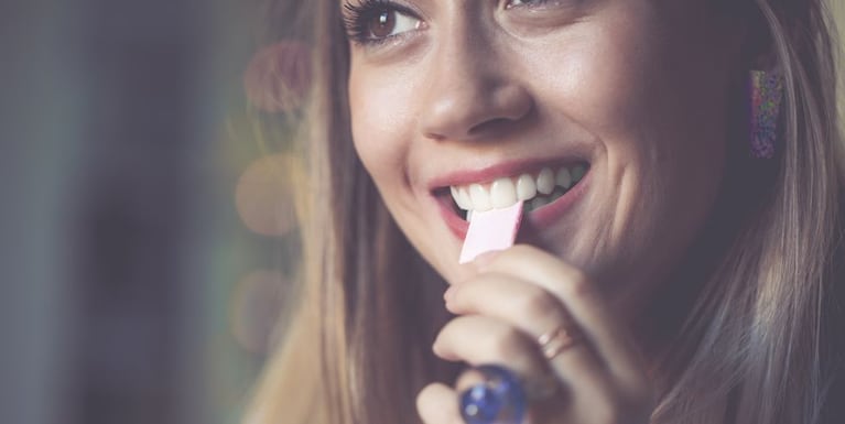 Cómo mantener los dientes blancos
