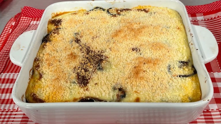 Cómo se prepara la musaka, la lasaña más saludable del mundo.