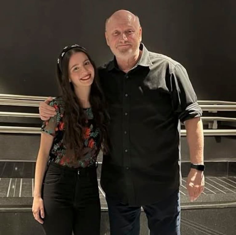 “Con la tuya, contribuyente”: Luli Ofman, la politóloga furor en redes se confiesa en una entrevista íntima 