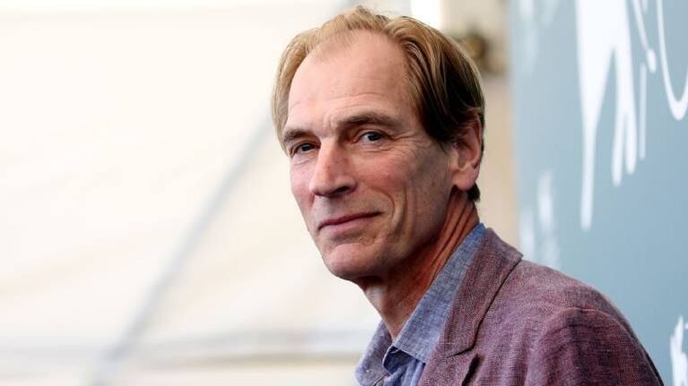 Confirmaron la muerte del actor Julian Sands, desaparecido desde enero en las montañas de Los Ángeles