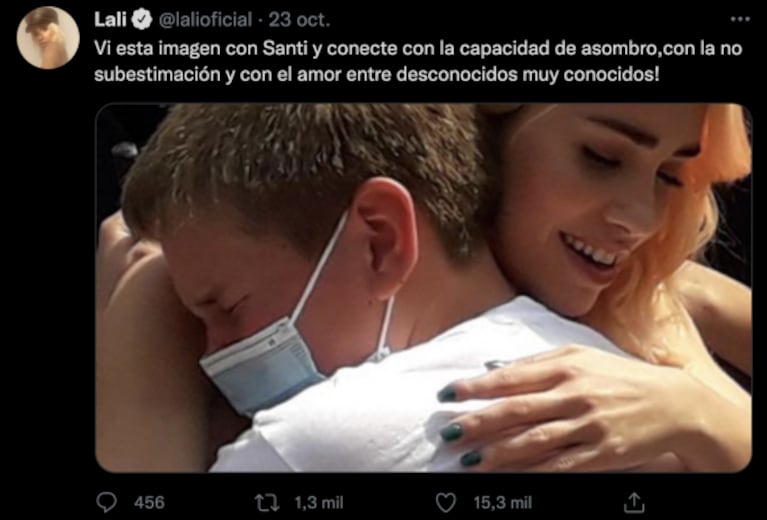Conmovedor mensaje de Lali Espósito a un fan que la abrazó llorando emocionado: "No me acostumbro" 