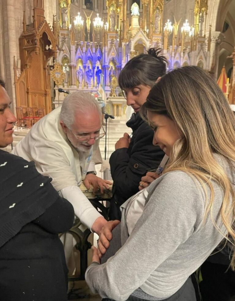 Conmovedor posteo de Barby Franco sobre su peregrinación a Luján para agradecer por su bebita en camino 